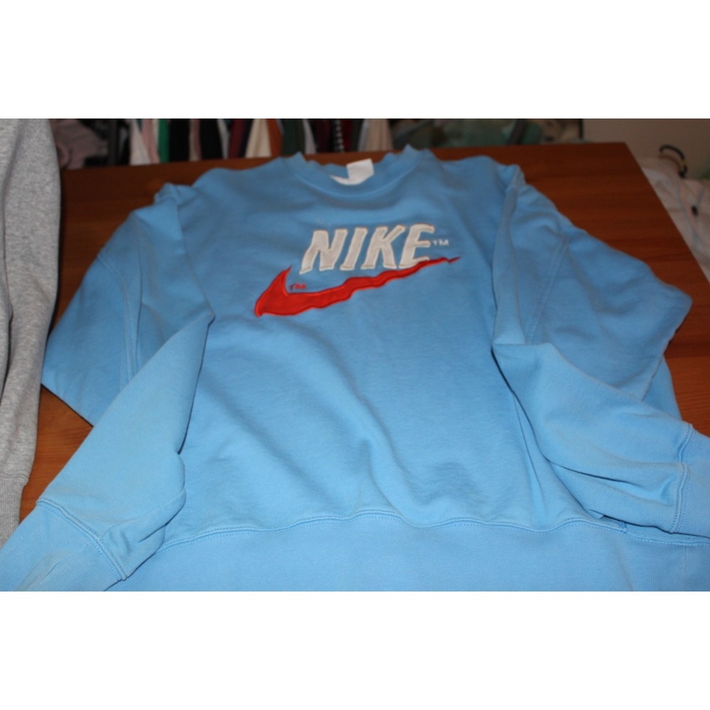 nike pullover - Picture 4 of 9